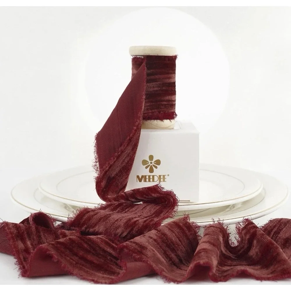 C0013-Meedee Rust Crinkle Velvet Ribbon Frayed Edge 3